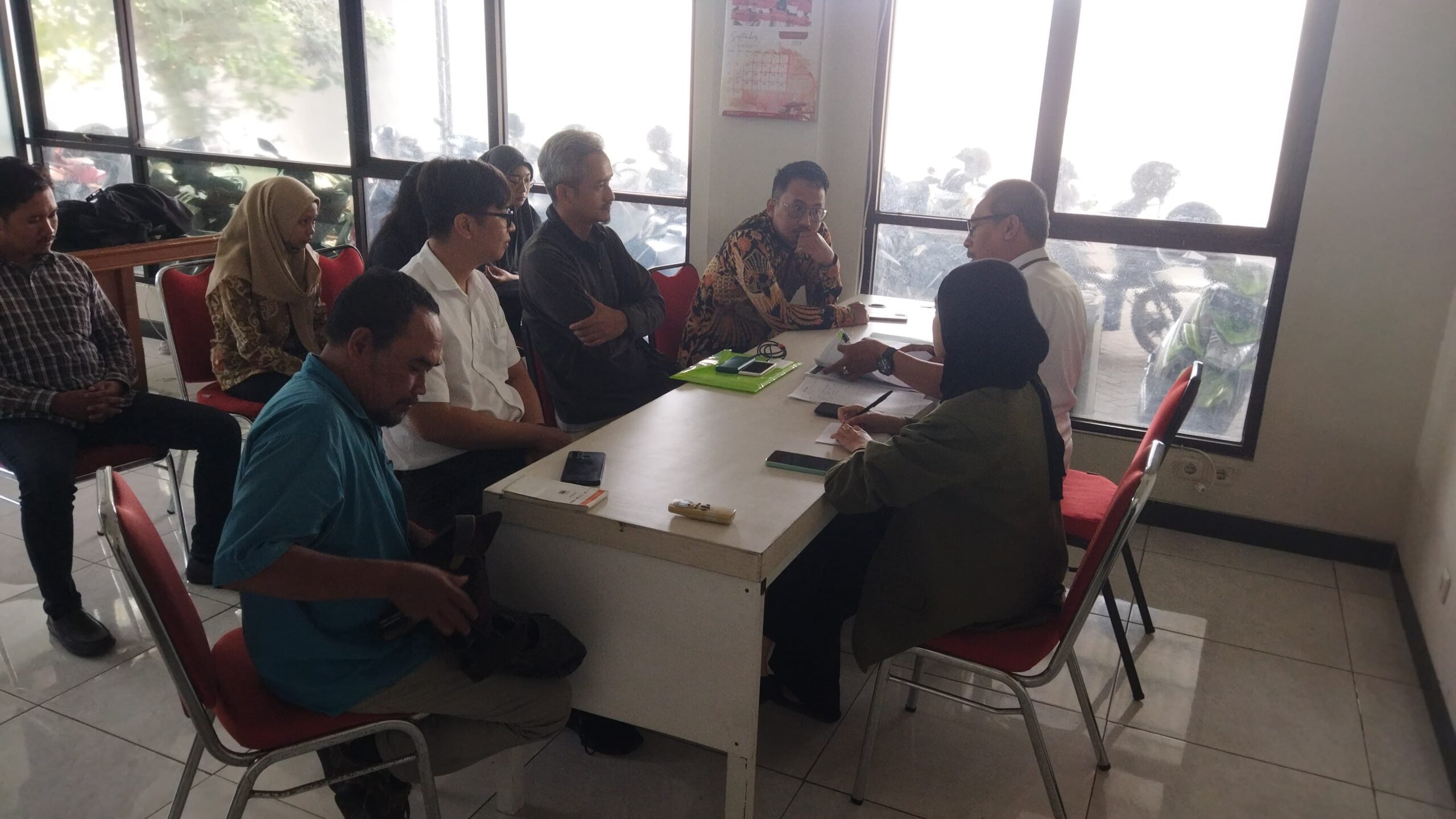 Mediasi Terakhir antara koresponden CNN Indonesia, Miftah Faridl dan CNN Indonesia kemarin di Surabaya, (13/11/2024).