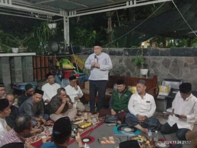Ketua Umum Partai Kebangkitan Nusantara (PKN) sekaligus Ketua Umum PB HMI Periode 1997-1999, Anas Urbaningrum, saat menyampaikan testimoni pada Peringatan 7 Hari Almarhum Kholis Malik di Jakarta, pada Minggu (24/11/2024)