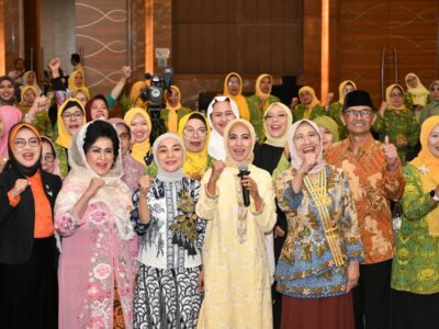 Workshop Pendidikan yang diadakan DPP Pengajian Al-Hidayah bertema “Pendidikan untuk Semua: Peran Perempuan dalam Meningkatkan Mutu Pendidikan” di Jakarta, Minggu (4/5).