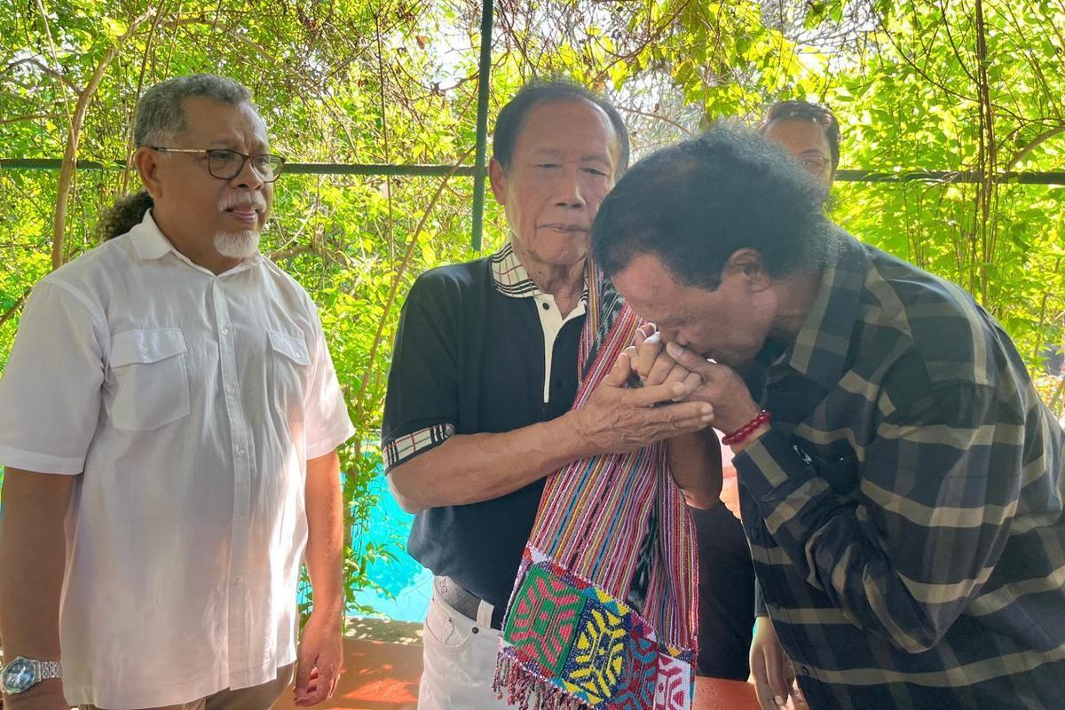 Hercules saat meminta maaf pada Sutiyoso