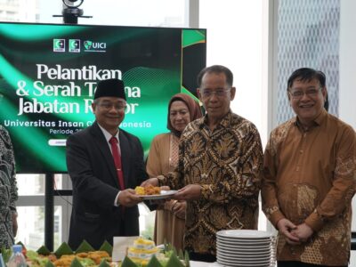 Prof. La Ode M Kamaludin dan Prof. Asep Saifudin, rektor baru UICI.